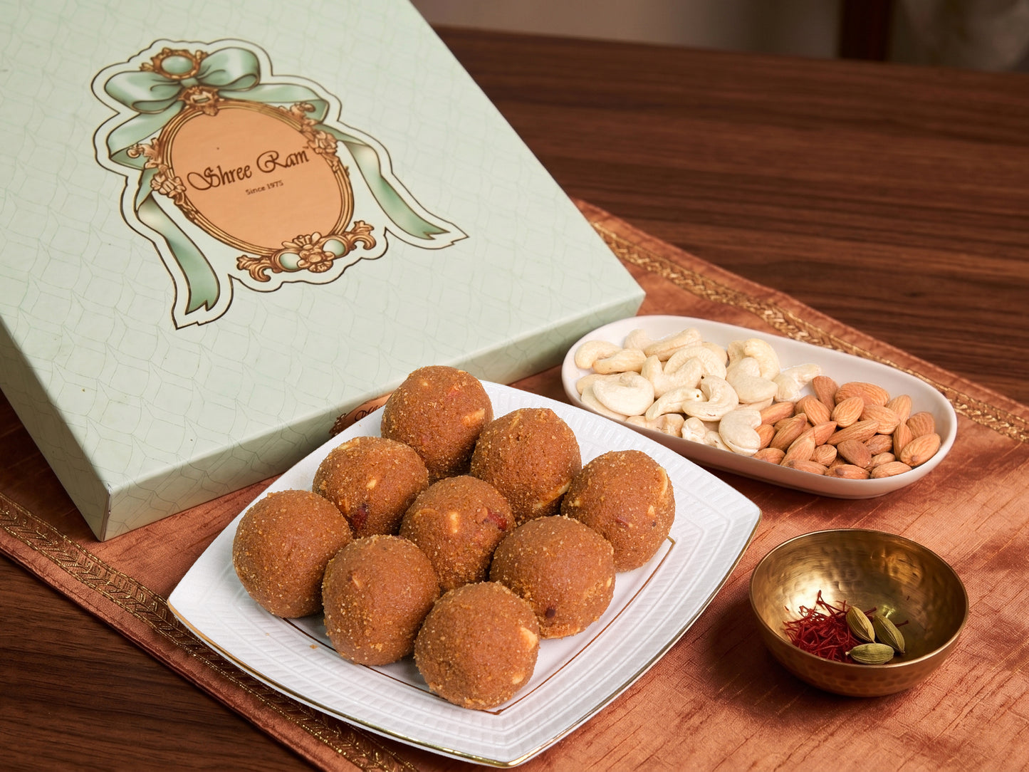 Besan Dryfruit Laddu Desi Ghee