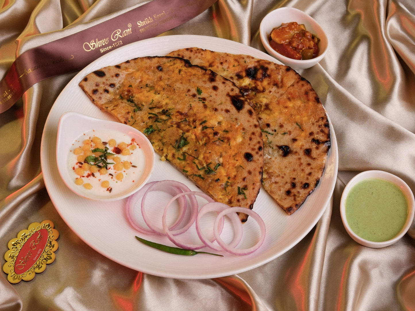 Paneer Paratha With Raita (1pc)