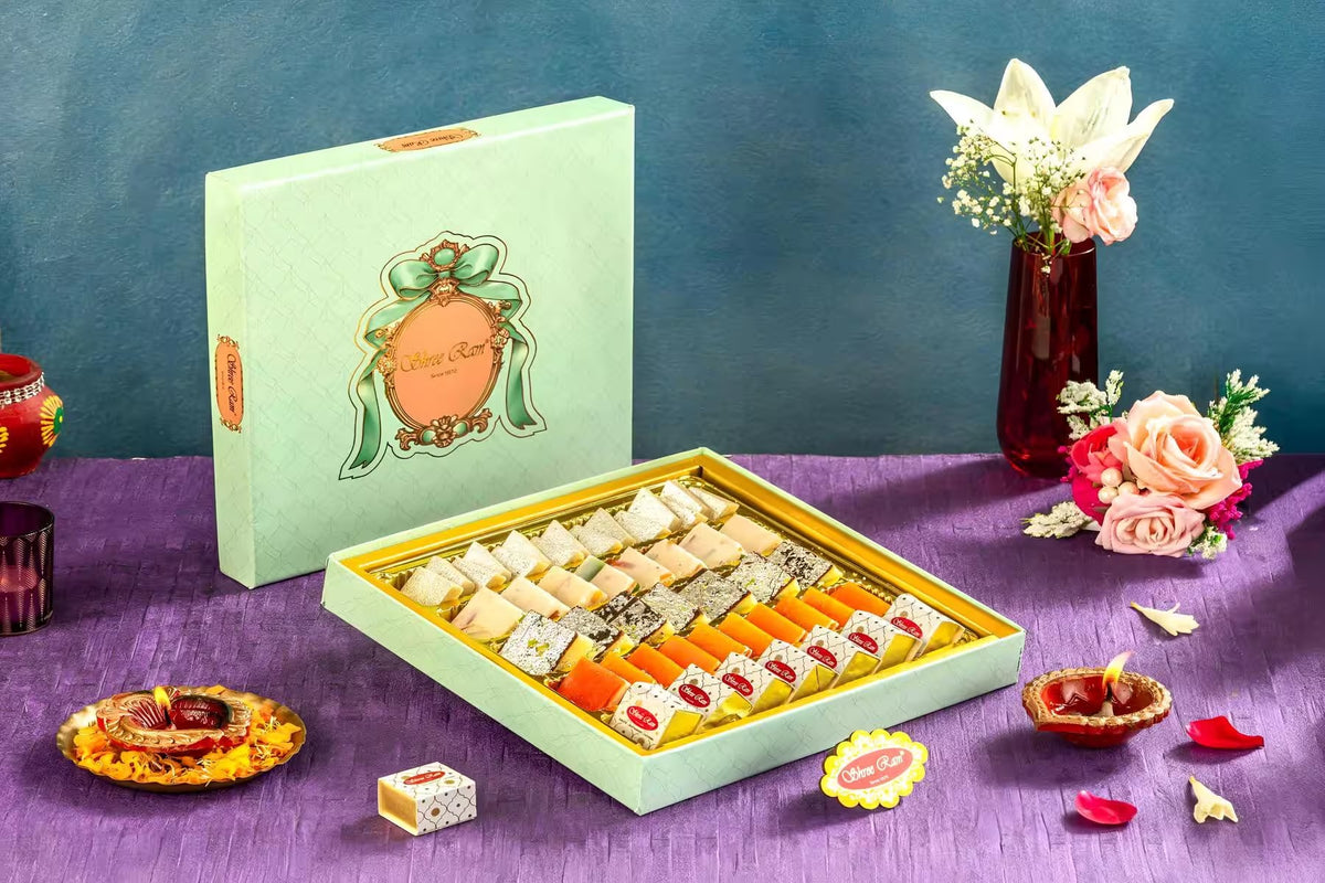 Assorted Punchras Sweet Box (1kg)