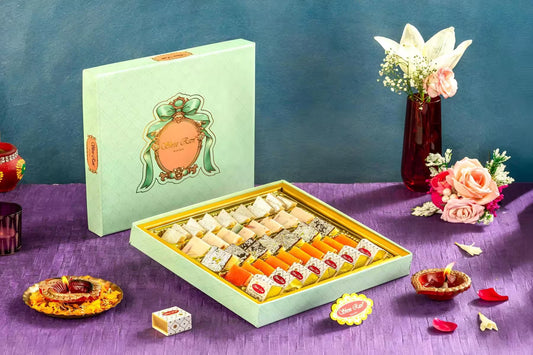 Assorted Punchras Sweet Box (1kg)