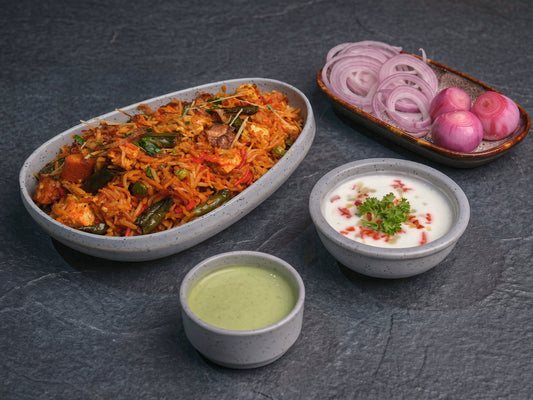 Veg Biryani With Raita